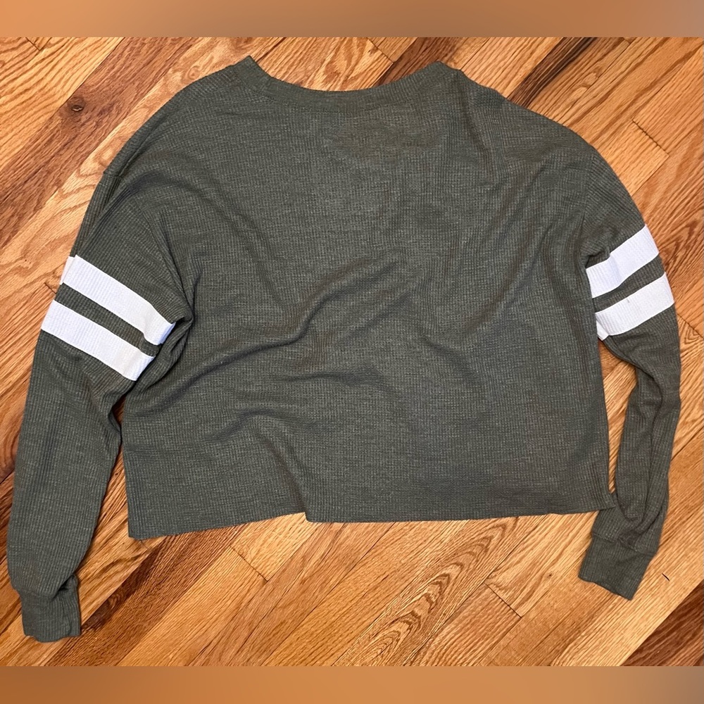 XS Hollister long sleeve top with white stripes